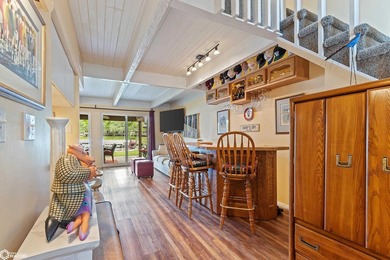 Beautifully updated 2-bedroom, 3-bath two-story end-unit condo - photo 9