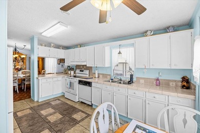 Land lease- 2-bedroom, 2-bathroom manufactured home nestled in - photo 12