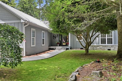 Beautifully reimagined and thoughtfully renovated, this - photo 13