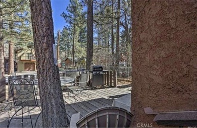 Cozy Rustic Cabin Retreat in Sugarloaf - Your Big Bear Getaway! - photo 13
