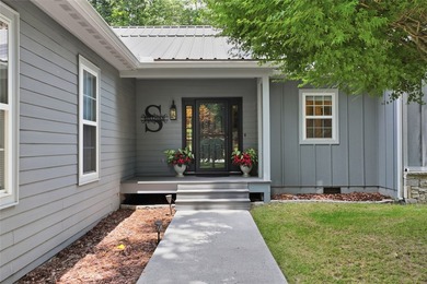 Beautifully reimagined and thoughtfully renovated, this - photo 14