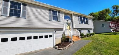 Built in 2002 and located in a quiet Riverview development, this - photo 15