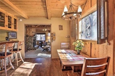Cozy Rustic Cabin Retreat in Sugarloaf - Your Big Bear Getaway! - photo 15