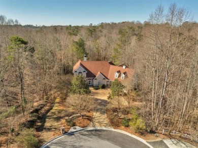 Lake Home For Sale in Berkeley Lake, Georgia