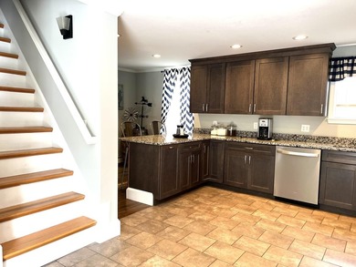 HUGE PRICE REDUCTION!! Distinguished Turnkey Estate Adjacent to - photo 25