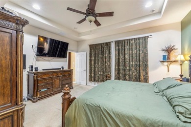 Welcome to this beautifully cared-for 4-bedroom, 3.5-bath home - photo 34