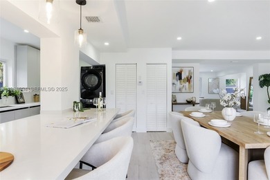 Stunning fully remodeled single-family home offering over 2,257 - photo 3