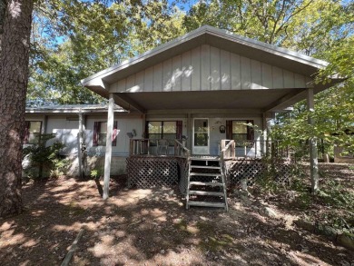 Greers Ferry Lake Home For Sale in Drasco Arkansas