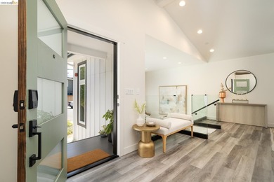 Transparent Pricing! Fully renovated from foundation to roof - photo 8