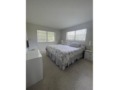 Bright and clean 2/1.5 CORNER condo located on the 2nd floor in - photo 10