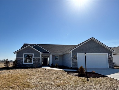 (private lake, pond, creek) Home Sale Pending in Fort Wayne Indiana