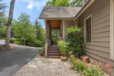 Hummingbird Haven is a welcoming four-bedroom - photo 11