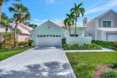 (private lake, pond, creek) Home For Sale in Palm Beach Gardens Florida