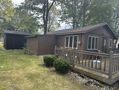 Lake Home For Sale in Houghton Lake, Michigan