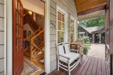 Hummingbird Haven is a welcoming four-bedroom - photo 14