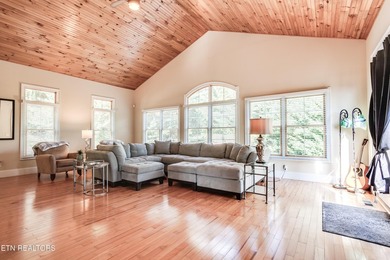 Beautiful Lakefront home on Norris Lake, in hickory Pointe - photo 4