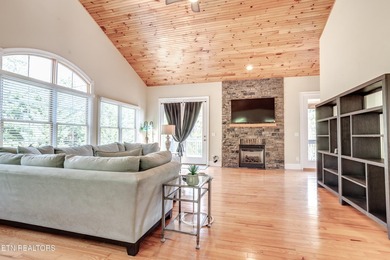 Beautiful Lakefront home on Norris Lake, in hickory Pointe - photo 7