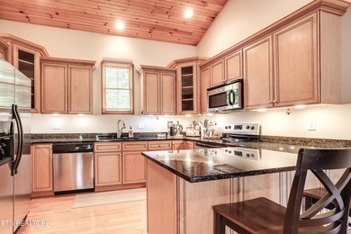 Beautiful Lakefront home on Norris Lake, in hickory Pointe - photo 10