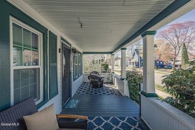 Welcome to this beautifully updated 3-bedroom, 2-bathroom - photo 3