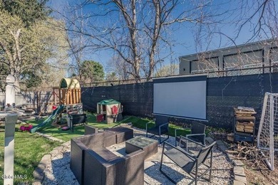 Welcome to this beautifully updated 3-bedroom, 2-bathroom - photo 6