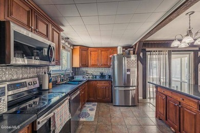 Welcome to this beautifully updated 3-bedroom, 2-bathroom - photo 8