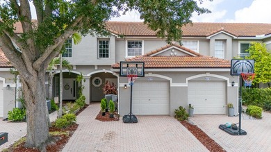 Beautifully updated 3-bedroom, 2.5-bath partial lake view - photo 2