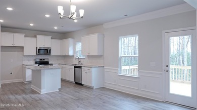 Brand New Home in the beautiful gated community of Rutledge in - photo 8