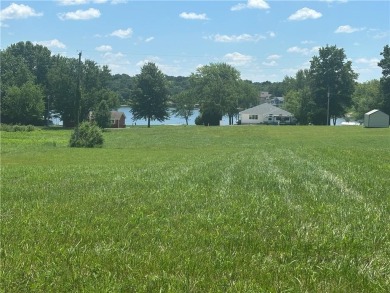 Lake Viking Lot For Sale in Altamont Missouri
