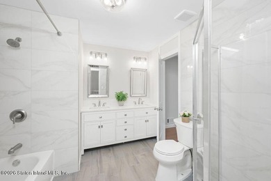 Welcome to 114 Redwood Loop, Staten Island, NY 10309. A - photo 12