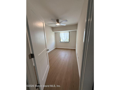 Welcome to 114 Redwood Loop, Staten Island, NY 10309. A - photo 13