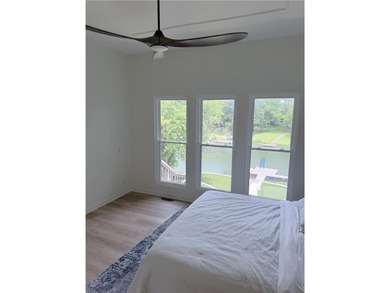 Linn Valley Lakefront living with style! From the moment you - photo 18