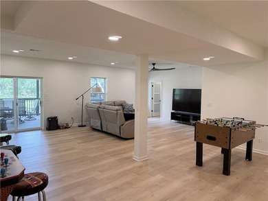 Linn Valley Lakefront living with style! From the moment you - photo 25