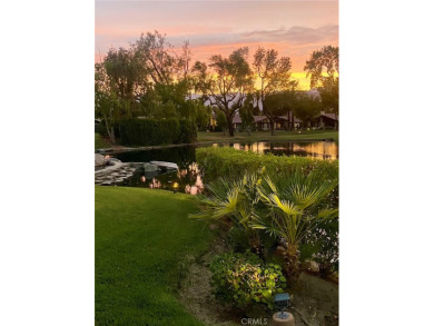 Lake Condo Sale Pending in Palm Desert, California