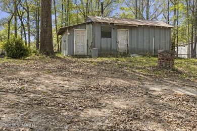 Charming 2-bedroom, 2-bath home on 7.55 acres, built in 2025 - photo 33