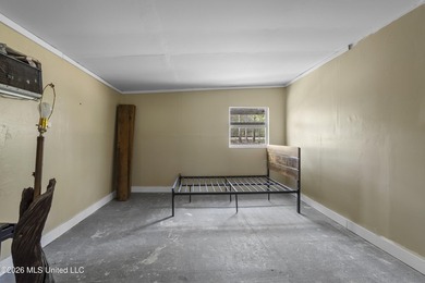 Charming 2-bedroom, 2-bath home on 7.55 acres, built in 2025 - photo 37