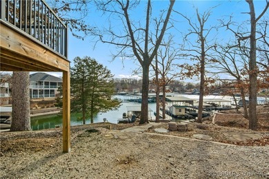 Fully renovated lake home in a prime Lake Ozark location at the - photo 42