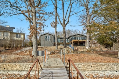 Fully renovated lake home in a prime Lake Ozark location at the - photo 46
