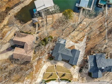 Fully renovated lake home in a prime Lake Ozark location at the - photo 57