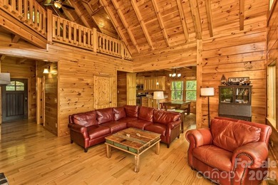 AMAZING, UP-CLOSE, 180 DEGREE VIEWS OF LAKE LURE, CHIMNEY ROCK & - photo 9