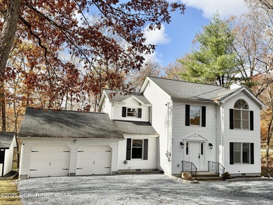Mill Pond Home For Sale in Bushkill Pennsylvania