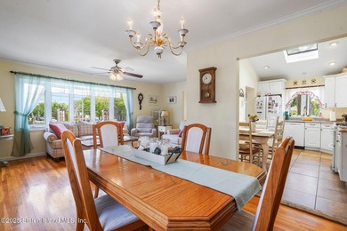 Welcome to this move-in ready gem nestled on a spacious corner - photo 14
