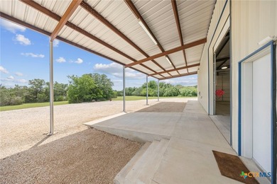 Discover the perfect Work/Live property on +/-10 acres in - photo 19