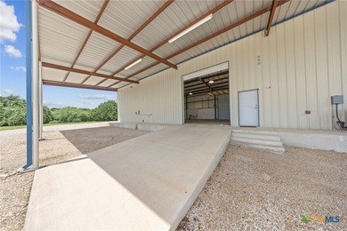 Discover the perfect Work/Live property on +/-10 acres in - photo 20
