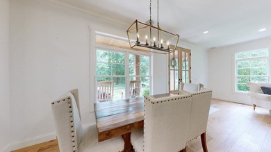 Beautiful Home located in an amazing neighborhood situated on a - photo 7
