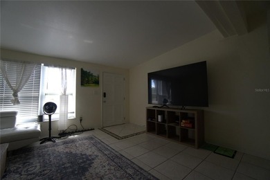 Welcome to this well-located St. Petersburg property offering - photo 9