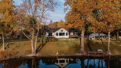 365' of frontage on the beautiful St. Joseph River! Built in - photo 3