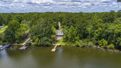 Lake Murray Retreat Surrounded by NatureTucked away at the very - photo 1
