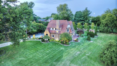 (private lake, pond, creek) Home For Sale in Crestview Hills Kentucky