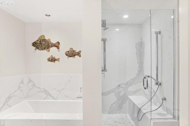 Dream location, dream layout, dream view in South Waterfront's - photo 26