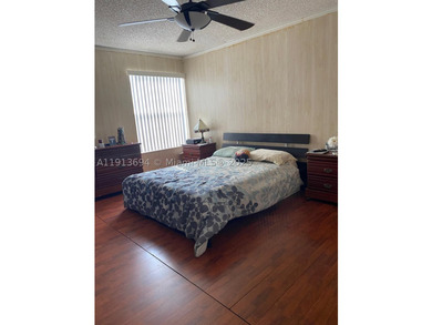 Discover the perfect blend of comfort and convenience in this - photo 31
